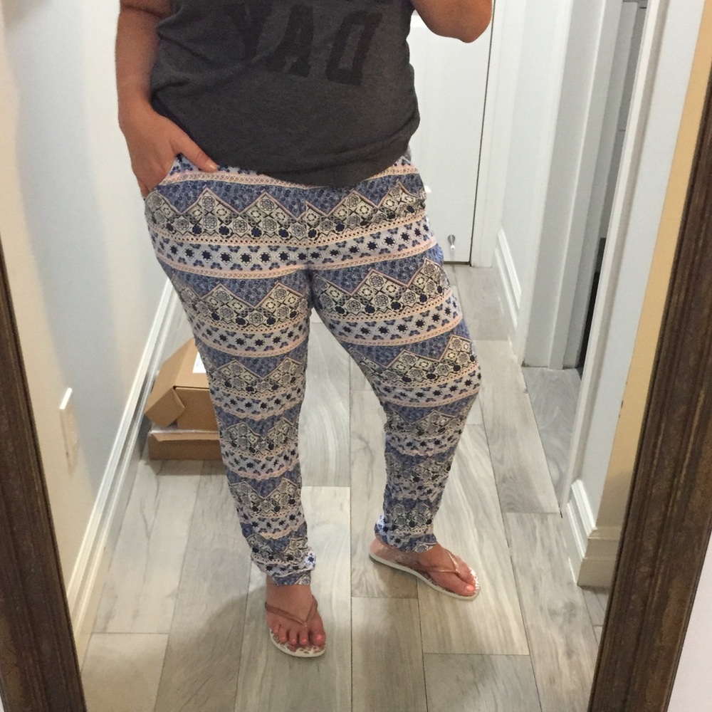 Lace Print Pants